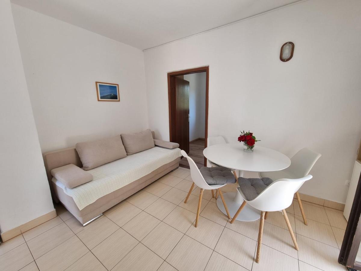 Apartment Marina Porat  Extérieur photo