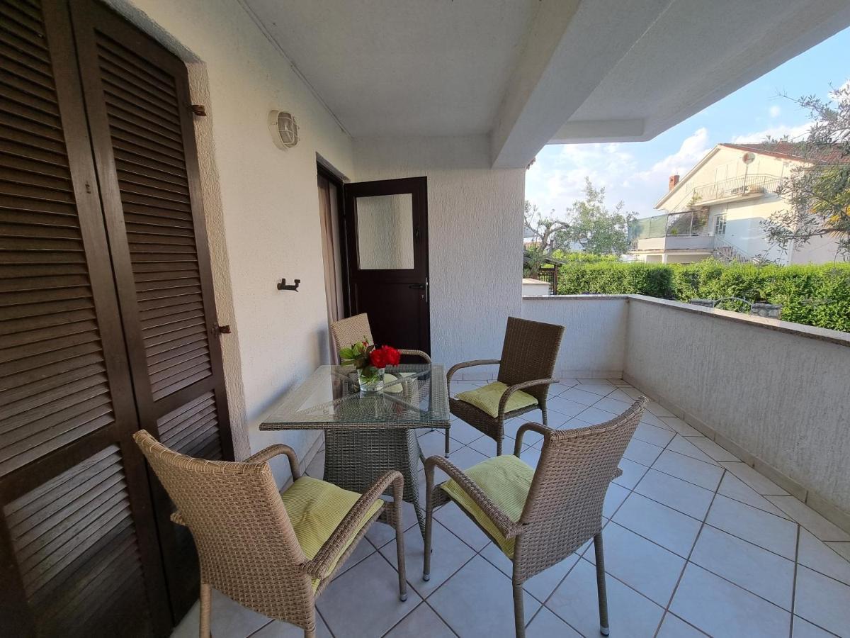 Apartment Marina Porat  Extérieur photo